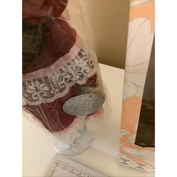 Porcelain Doll 16” In Limited Edition Brown Hair Blue Eyes Red Bow Vtg. - Picture 6 of 7